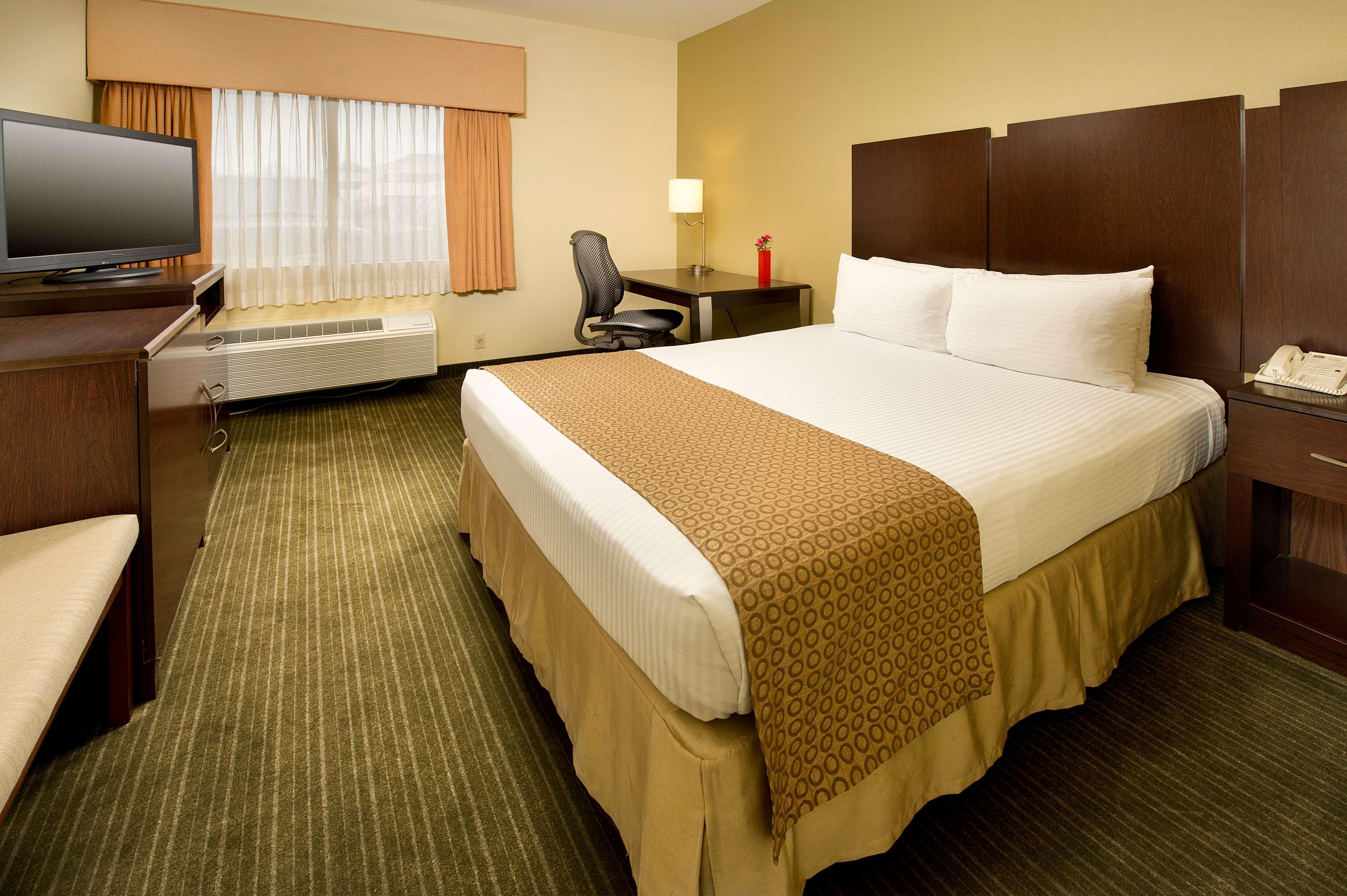 Best Western Plus Plaza By The Green Kent Eksteriør bilde